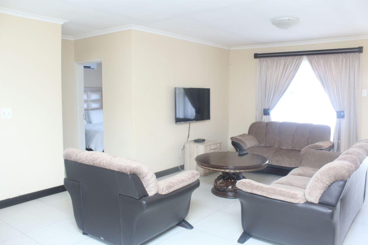 Mbopha Guest House Ulundi Екстериор снимка