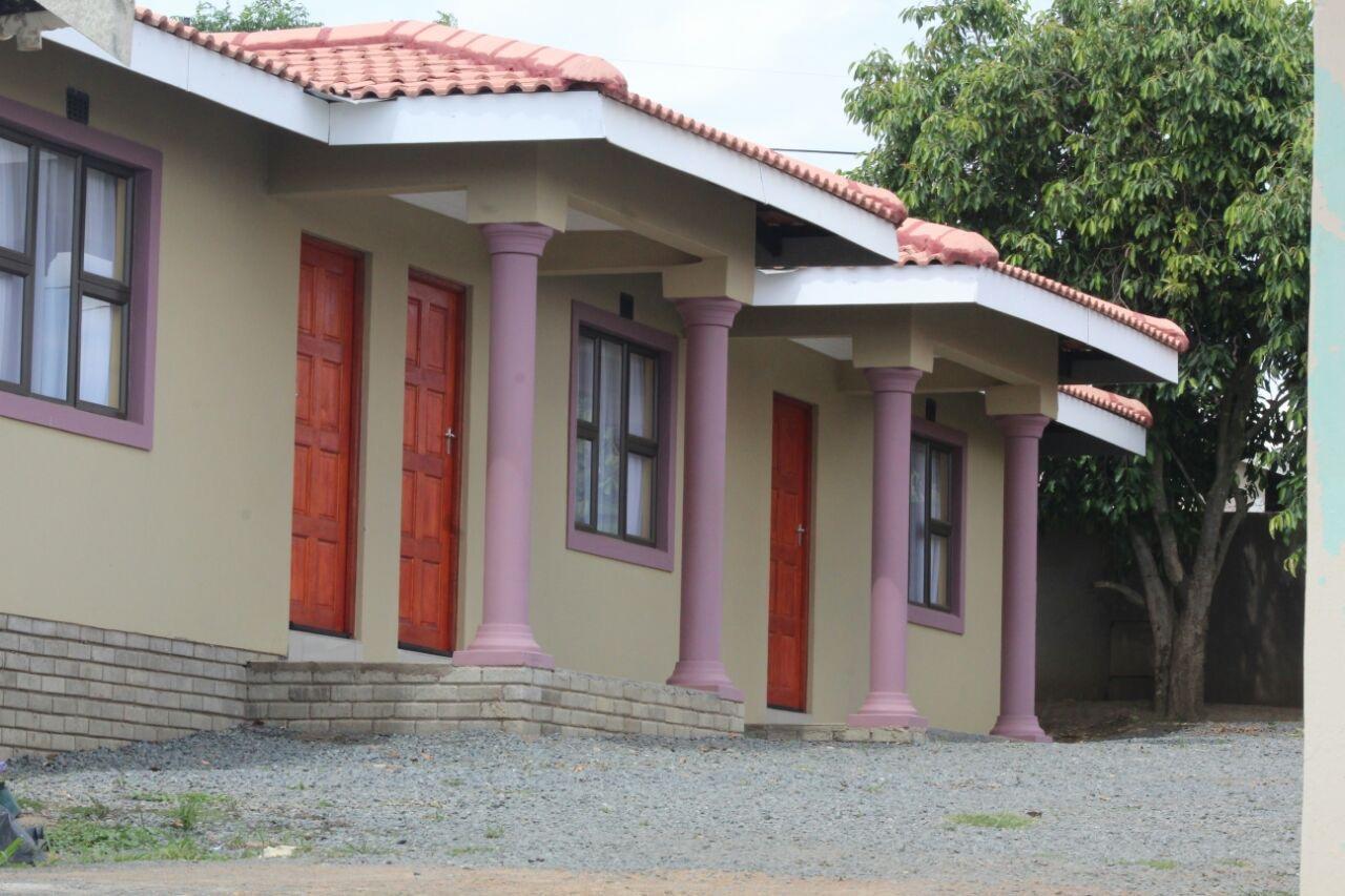 Mbopha Guest House Ulundi Екстериор снимка